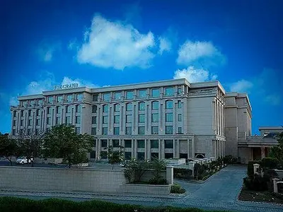 the grand hotel new delhi